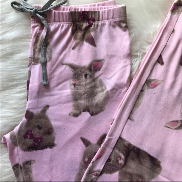 BETSEY JOHNSON | Bunny Print Pajama Set - Pink - Picture 5 of 8